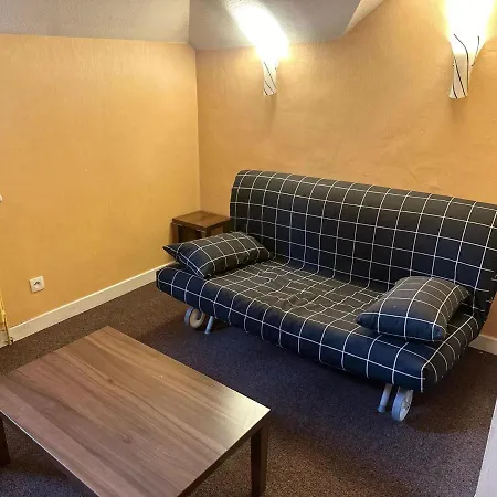T2 Dans Un Chateau A Jausiers, Piscine Et Sauna, Ideal Pour 4 Personnes - Fr-1-165b-42 Apartment